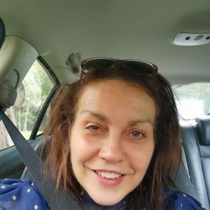 Meet your Posher, Mia